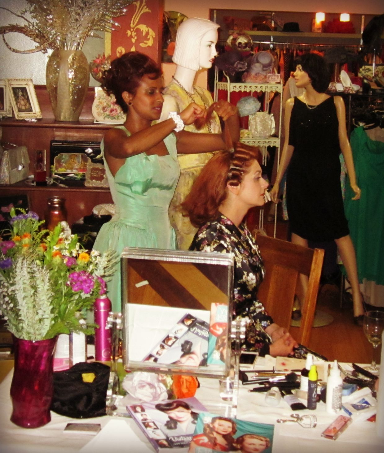 Pinup Hairstyles and Makeup Tutorial with Hairstylist Sandra Dee at Playclothes Vintage